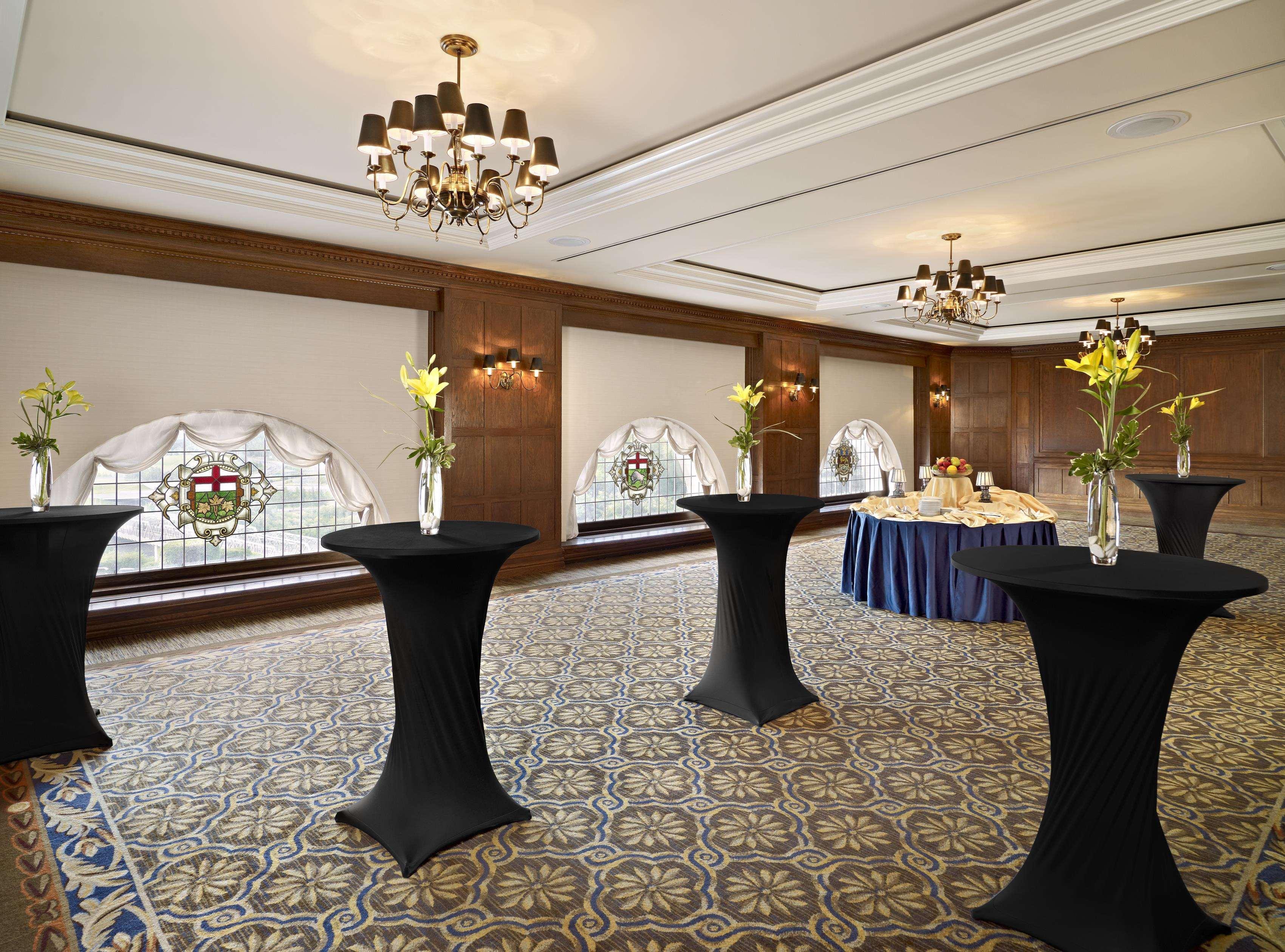 Fairmont Hotel Macdonald Эдмонтон Экстерьер фото