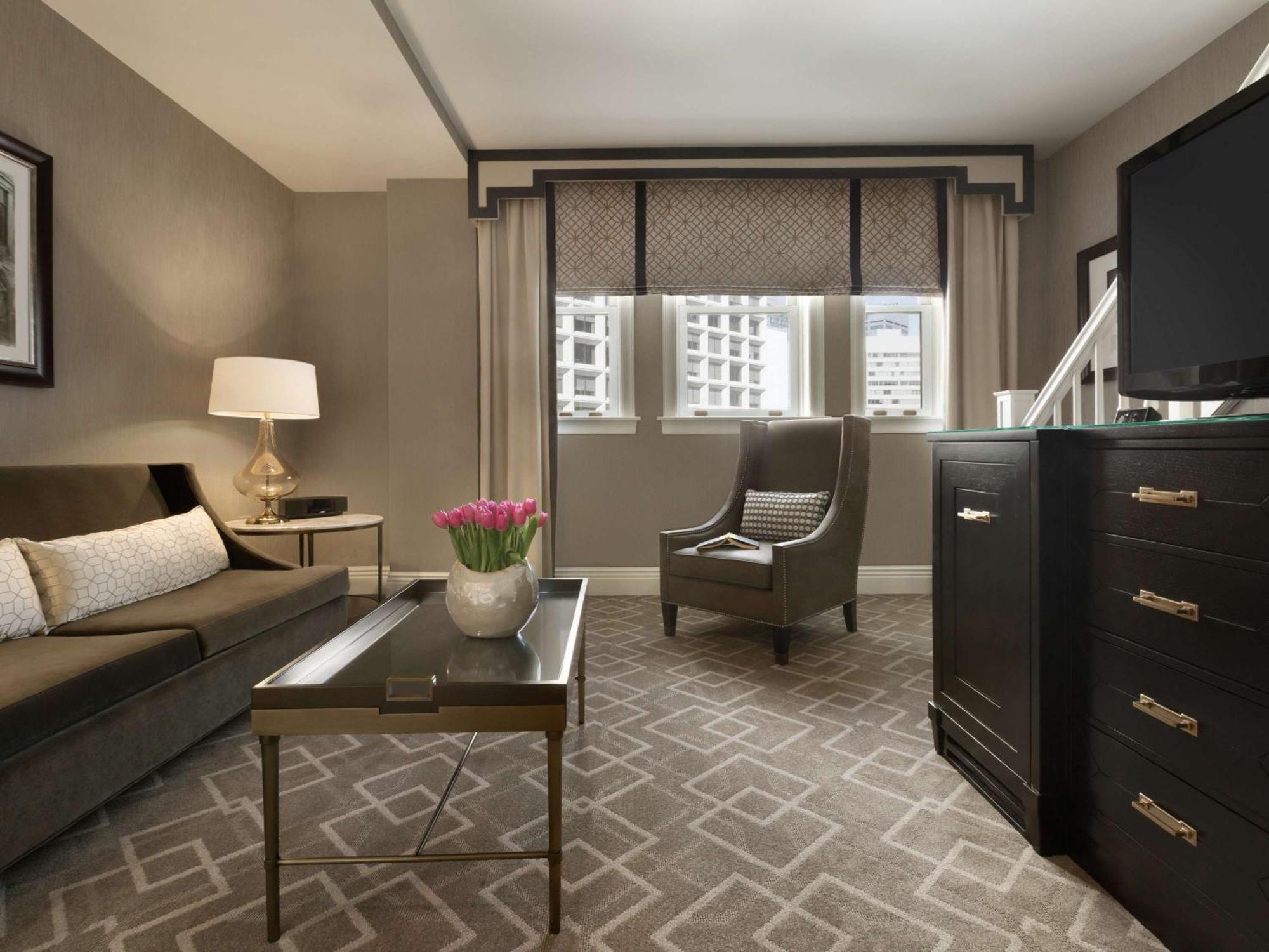 Fairmont Hotel Macdonald Эдмонтон Экстерьер фото