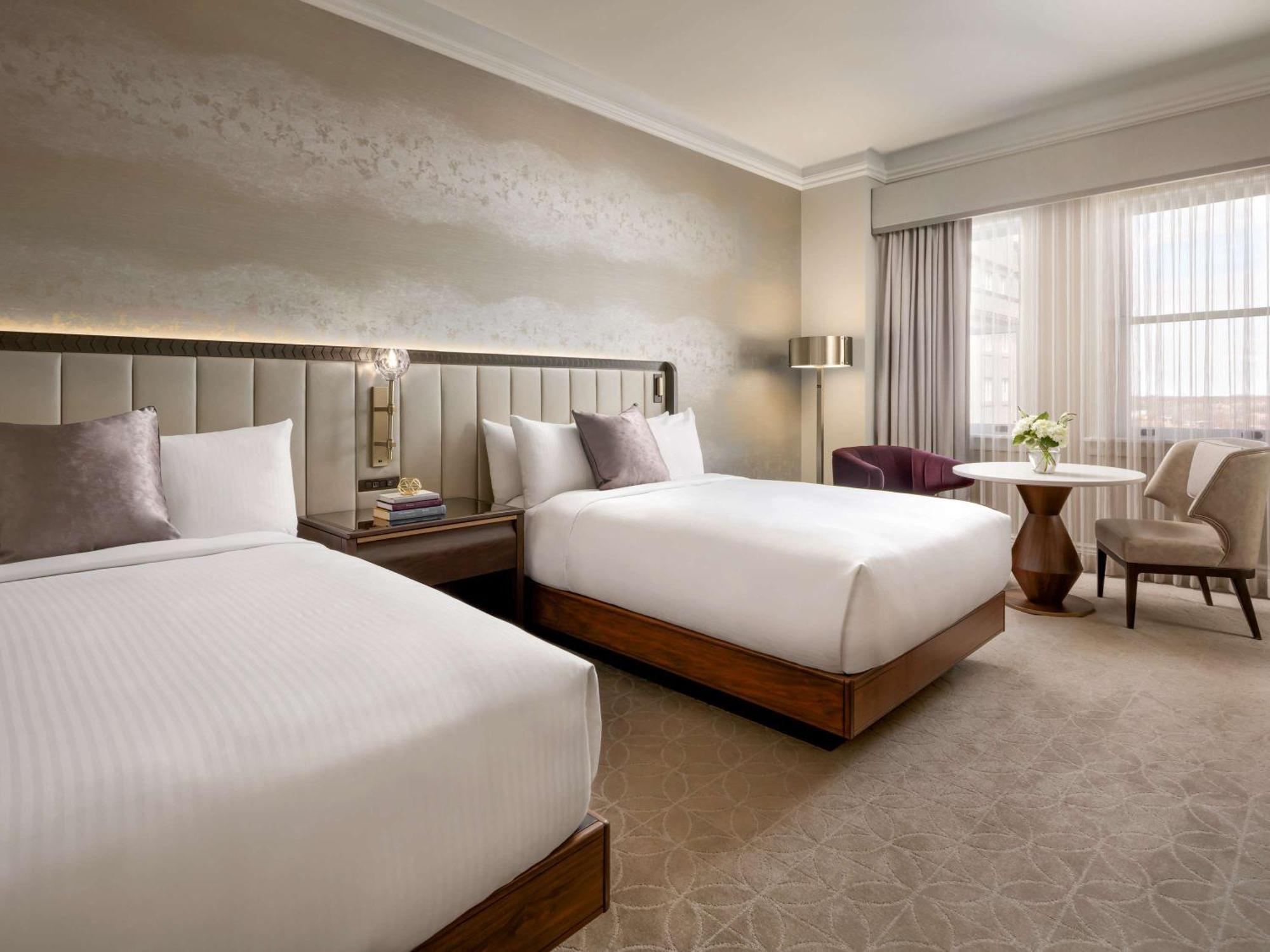 Fairmont Hotel Macdonald Эдмонтон Экстерьер фото